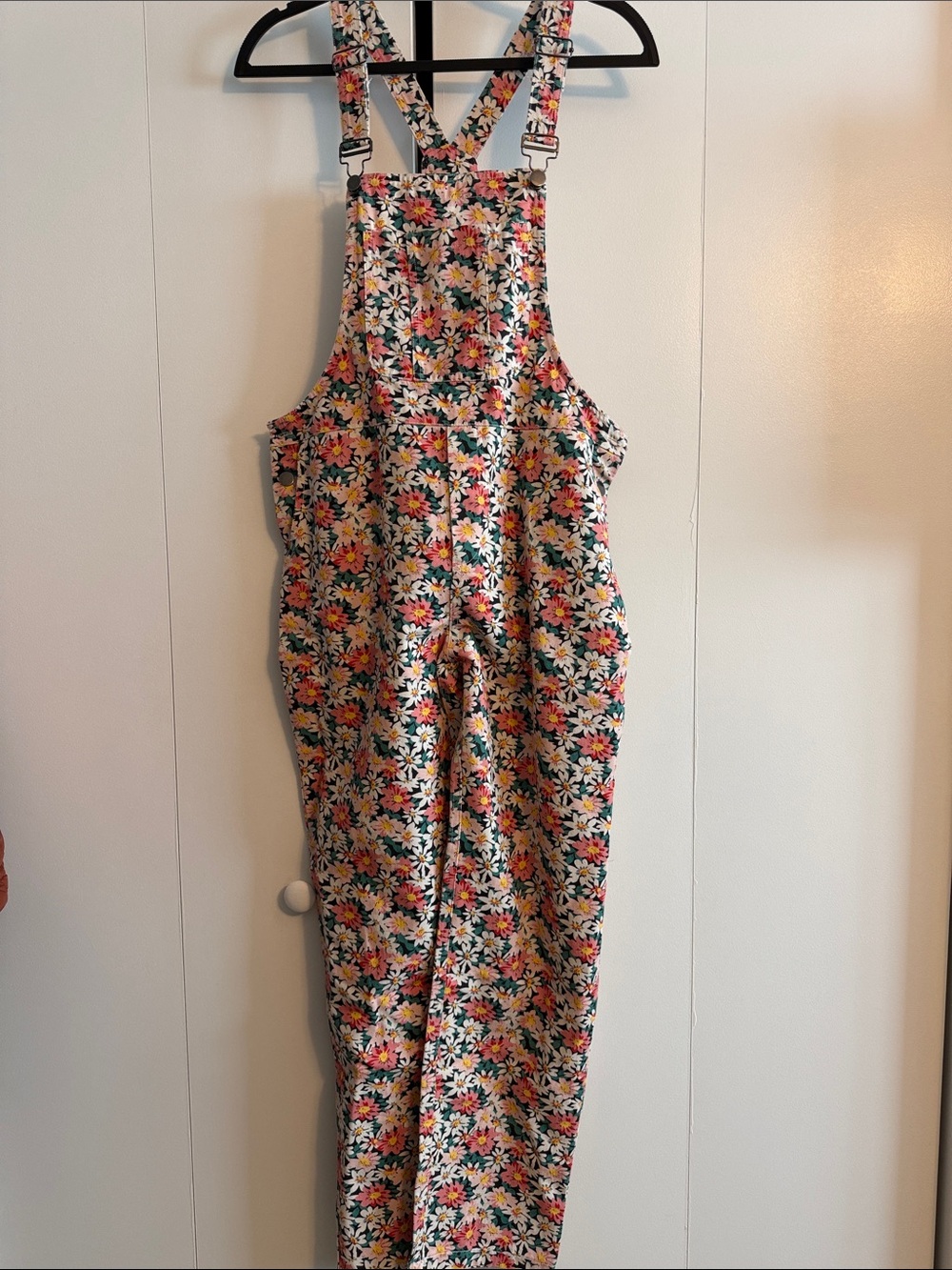 Piper & Scoot Floral Print Women's Overalls in Multicolor, medium